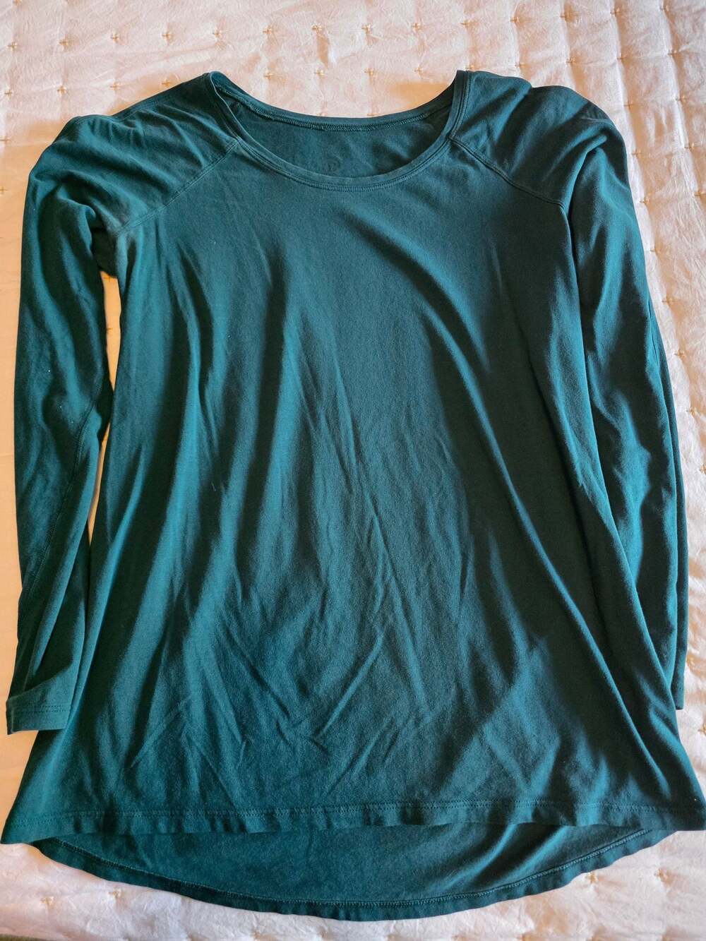lululemon Athletica Long Sleeve Raglan Crew Neck Shirt